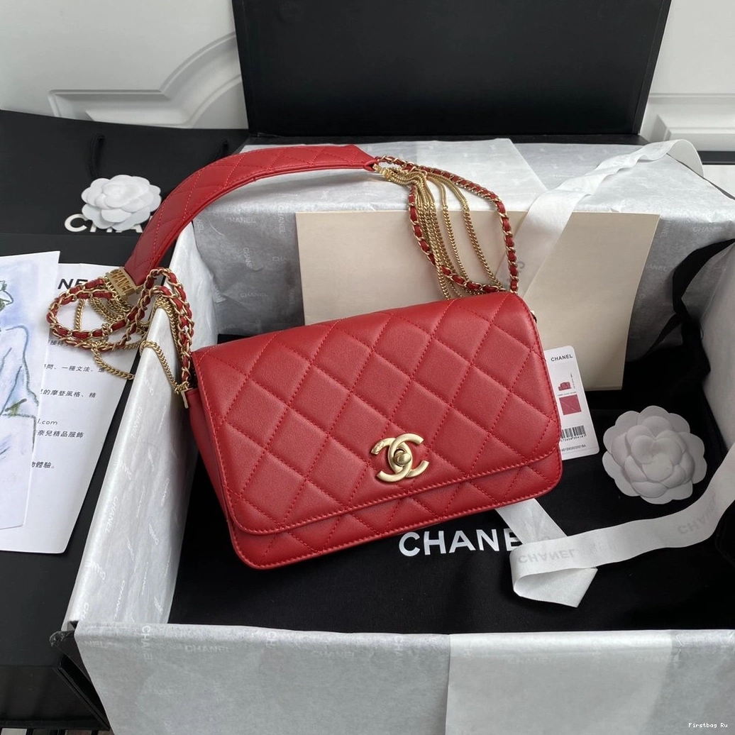 First Bag Ru BAG FLAP CHANEL 0817